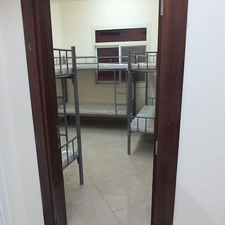 Apartamento Gulf Building In Front Of Al Noor Mosque Sharjah Exterior foto